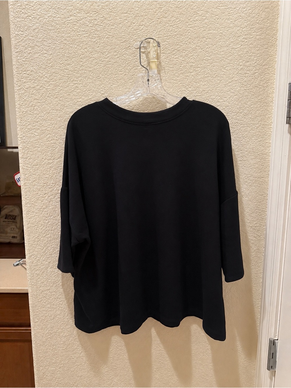 BLEUSALT Malibu Black Oversized Top Like New - Picture 5 of 7